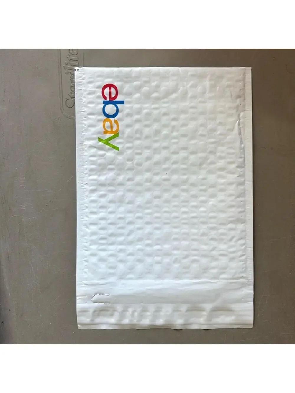 25 White Padded Bubble Mailers 9.25 x 6.5 Shipping Envelopes
